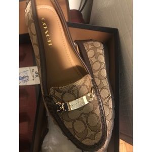 Coach shoes size 9 1/2